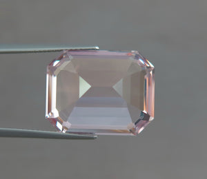 Flawless 21.30 CT Excellent Emerald Cut Natural Peach Pink Morganite.